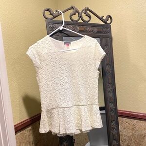 VINCE CAMUTO Peplum Lace Top Sheer Lace Lining